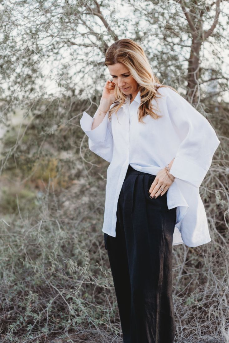 White Linen Oversized Stella Blouse | EMILIA OHRTMANN