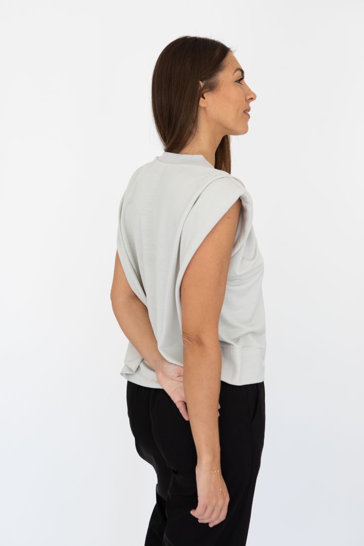 Dakota Top, shoulder pads, tencel, grey | EMILIA OHRTMANN