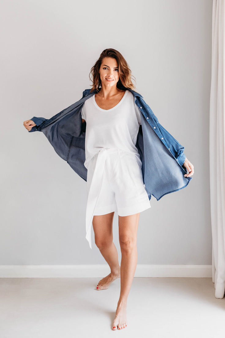 Cosima Linen shorts white | EMILIA OHRTMANN