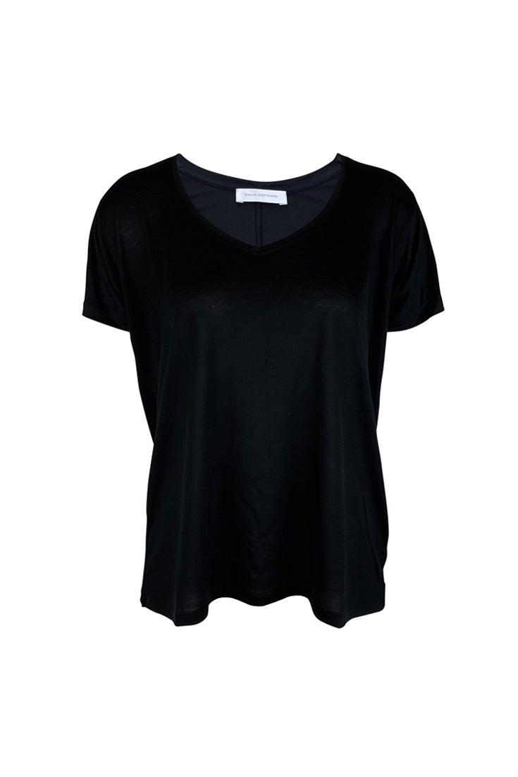 SIENNA TEE | Black V-Neck Tencel T-Shirt | EMILIA OHRTMANN