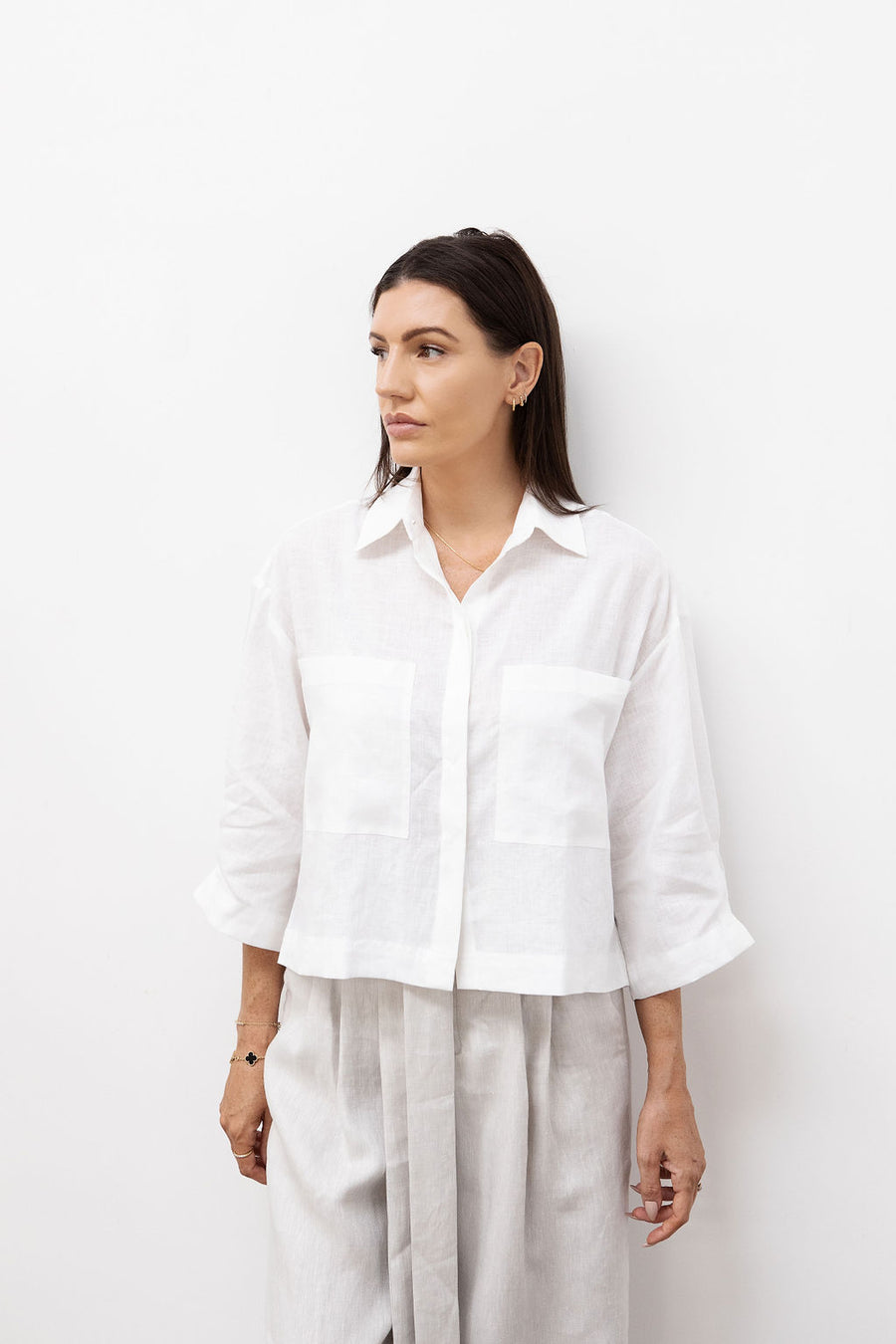Audrey Shirt Linen White with pockets | EMILIA OHRTMANN